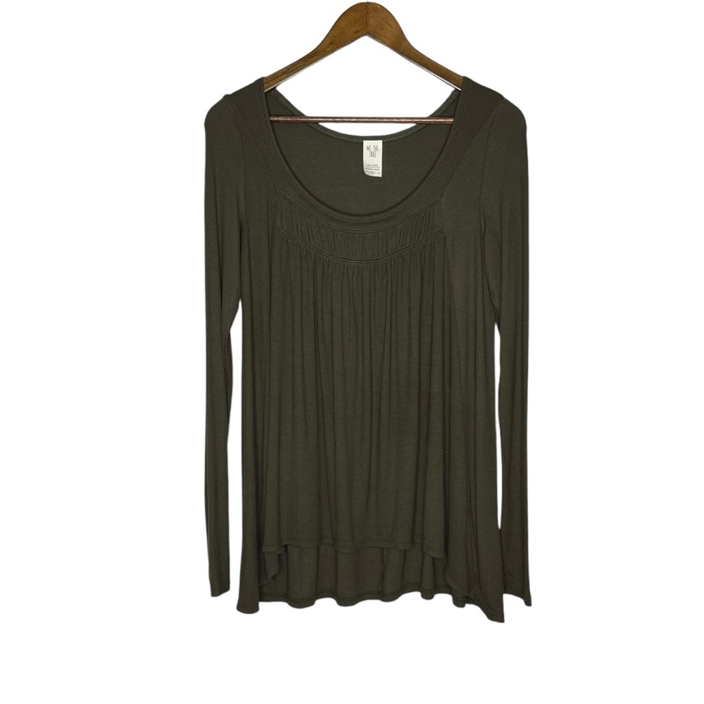 We the Free Green Hi-Low Long Sleeve Top Size Small